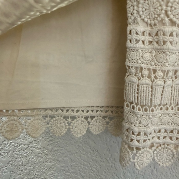 Tommy Hilfiger Cream Crochet Lace Mini Skirt |Preppy Coastal - Picture 5 of 16